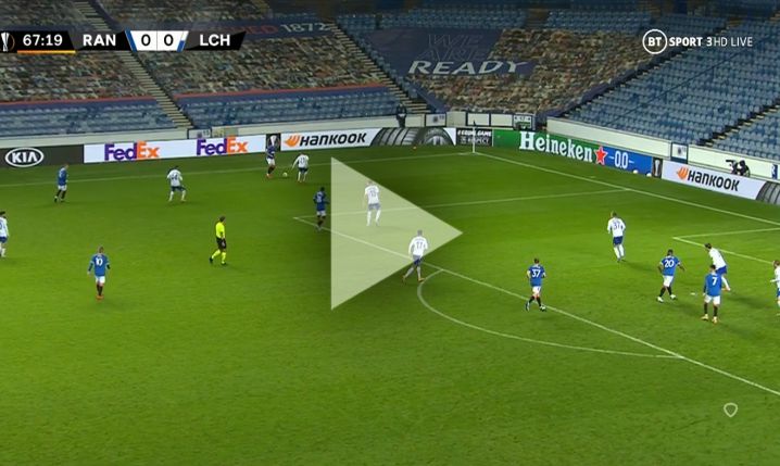 Morelos strzela gola Lechowi Poznań! 1-0 [VIDEO]